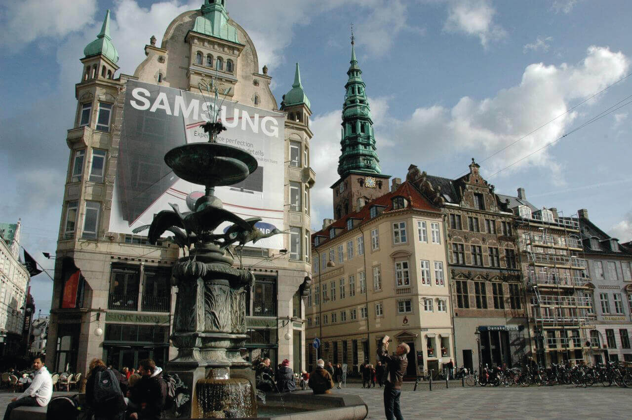 SamsungCopenhagen - Graphics in Denmark — A Universal Language