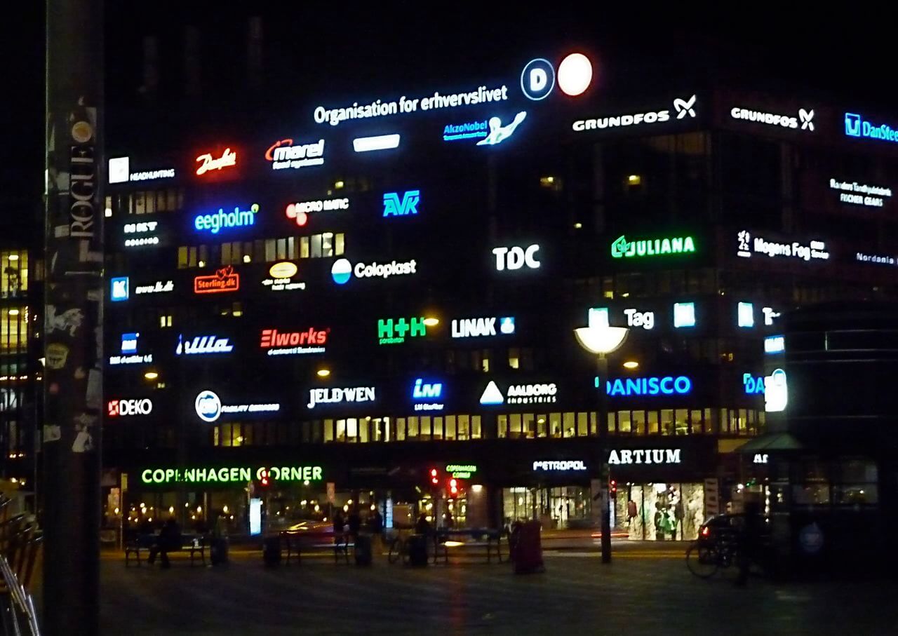 CopehagenSigns - Graphics in Denmark — A Universal Language